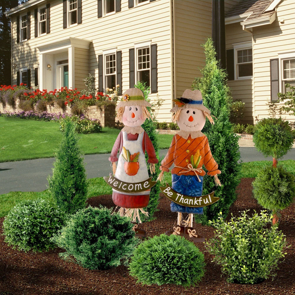 Metal Scarecrow Pair D443