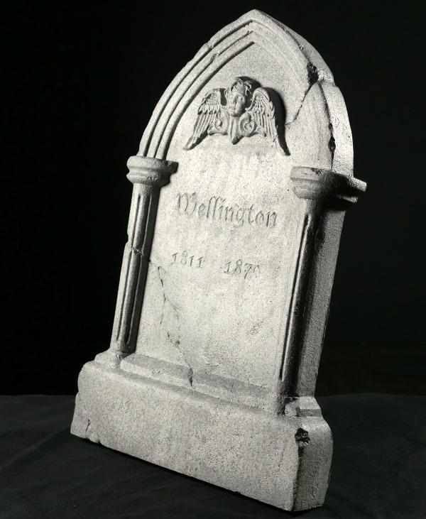 Tipping Tombstone T9339