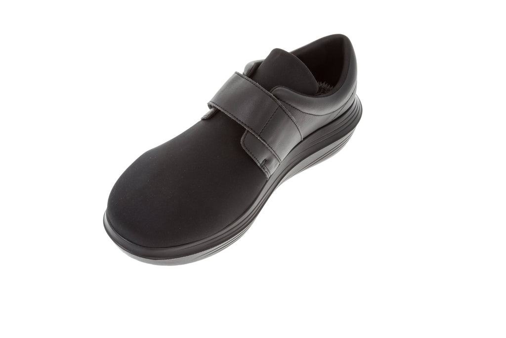 Black 11 Z722