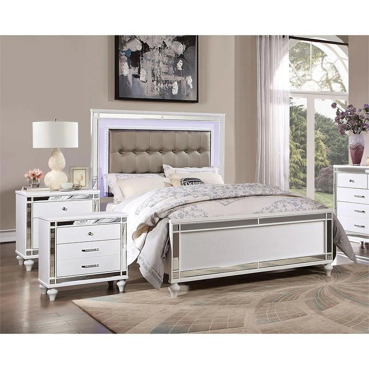 White 3-Piece Solid Wood LED Bedroom Set King O175