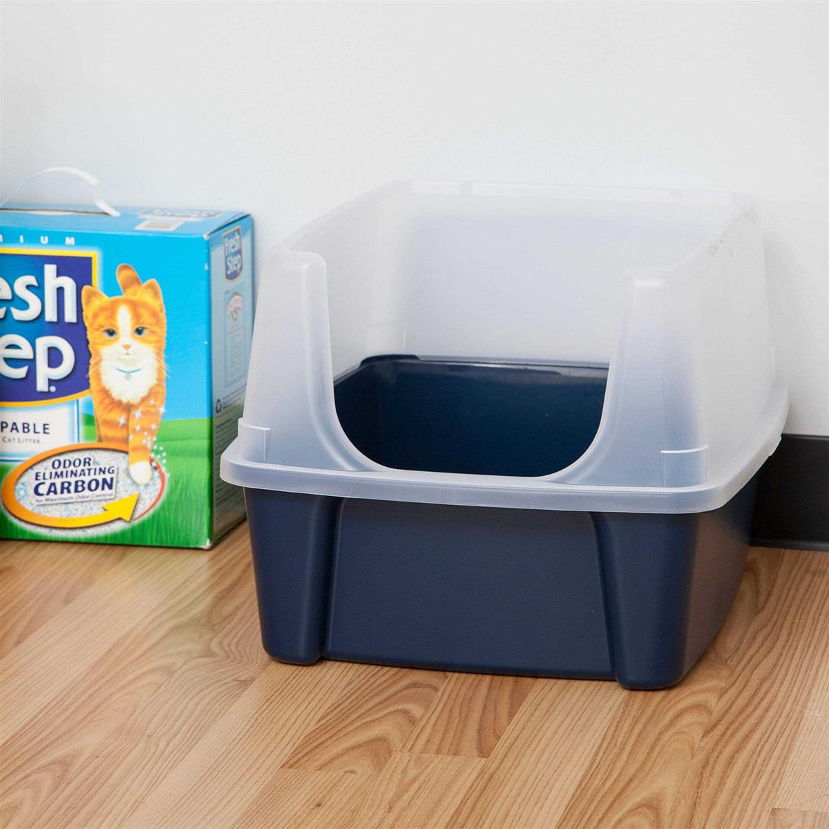 Open Top Cat Litter Box with Shield and Scoop P4107