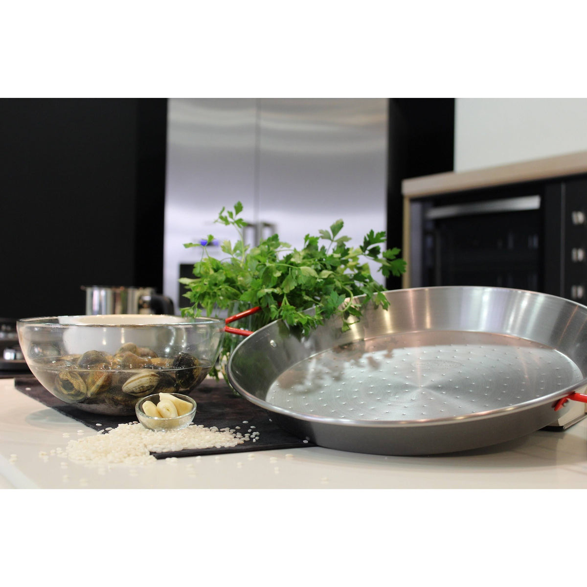 24x22 Carbon Steel Paella Pan K6514