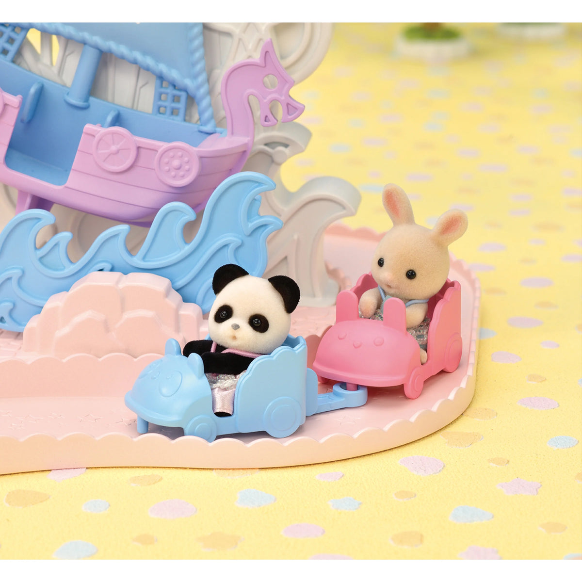 Baby Amusement Park Dollhouse Playset with 3 Doll Figures X1439