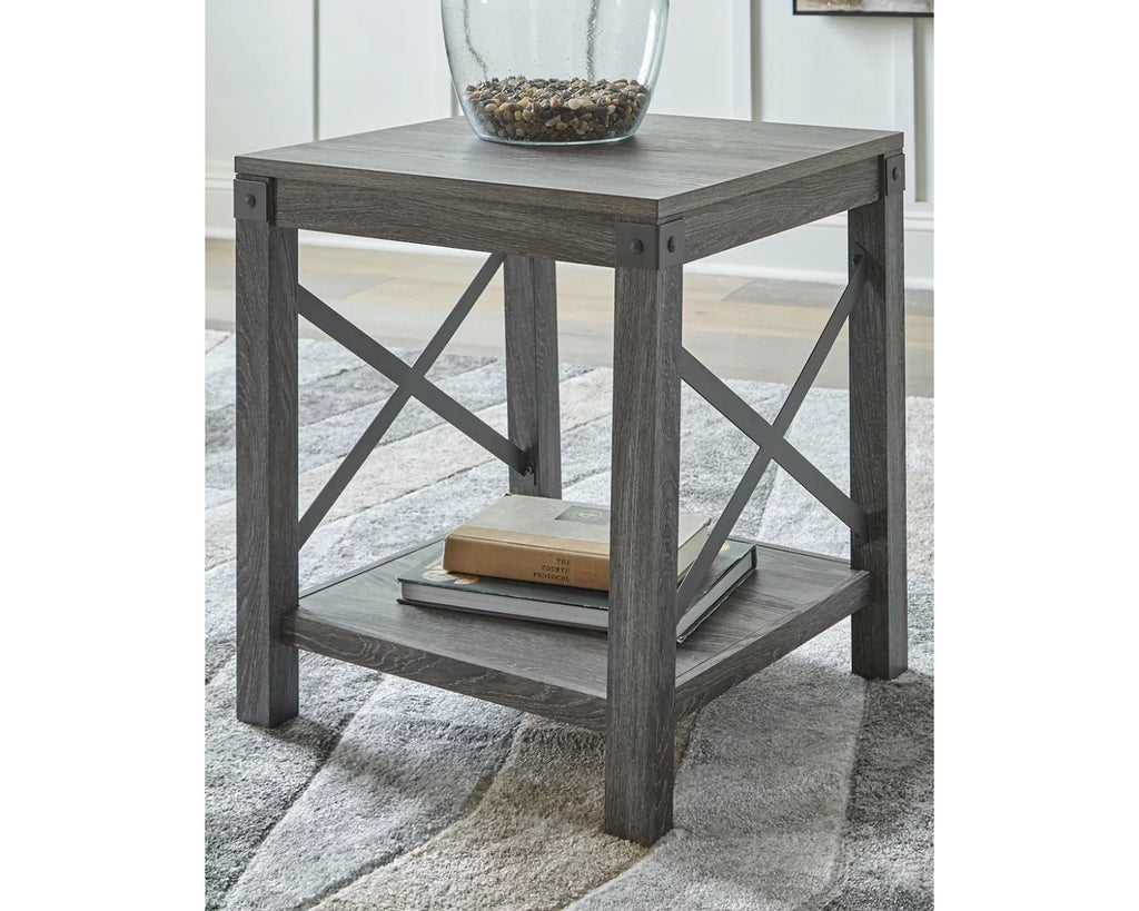 End Table Grayish Brown Q4946