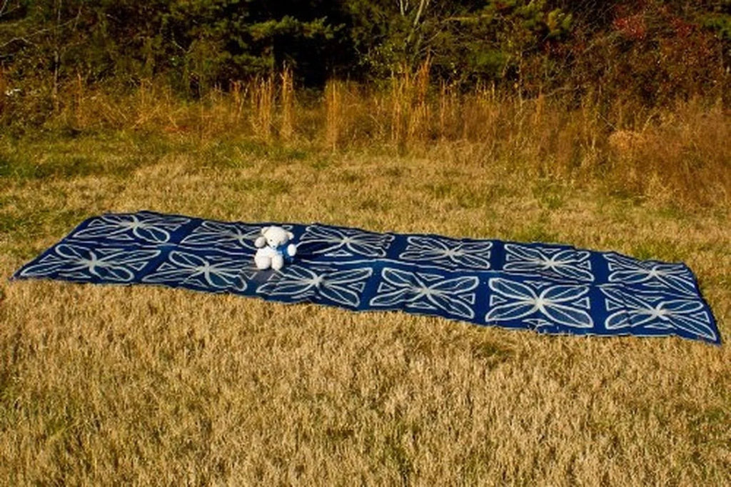 Blue Botanical Mat M6671