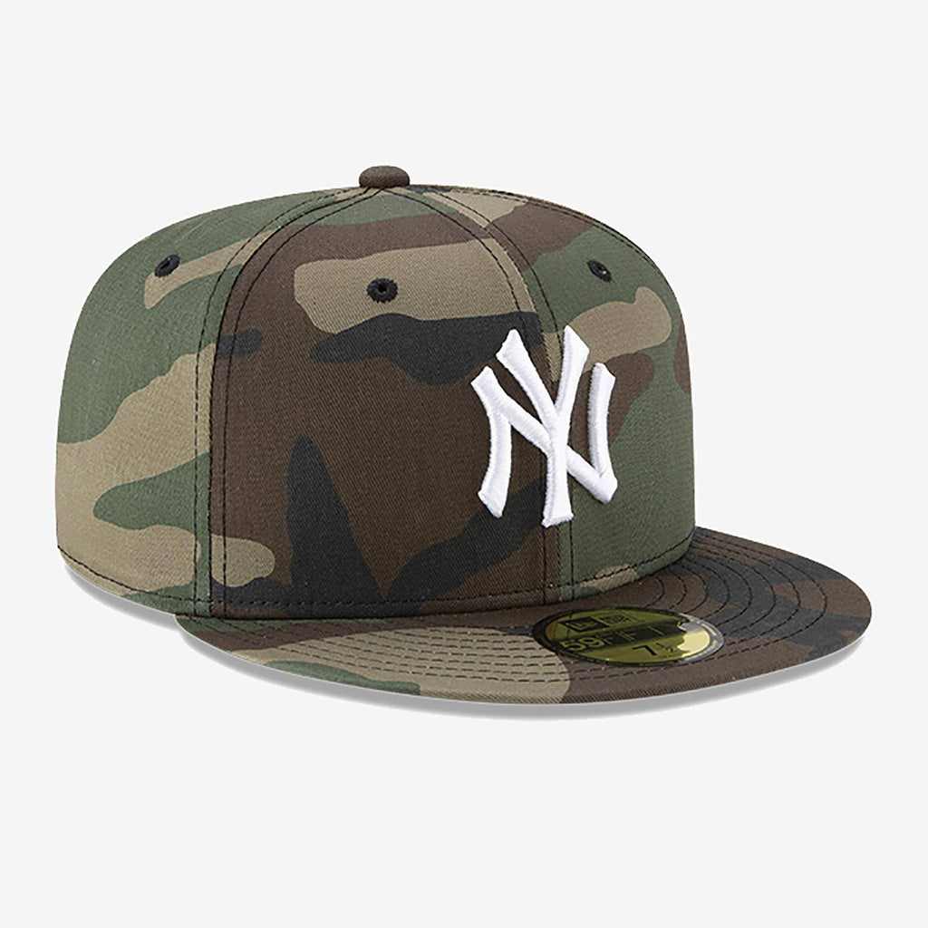 Camo Woodland Fitted Hat M334664