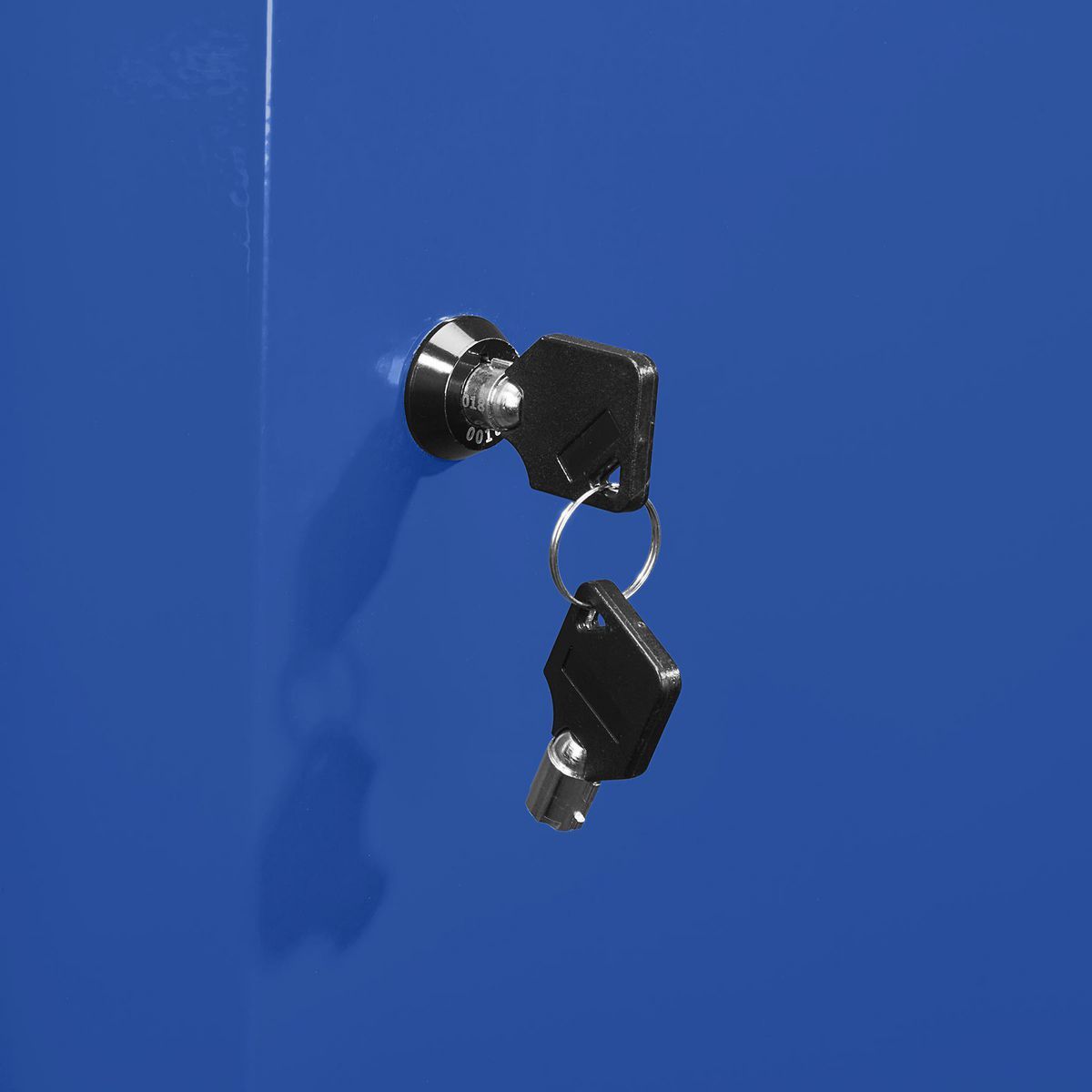 22 in. Blue End Locker A90830