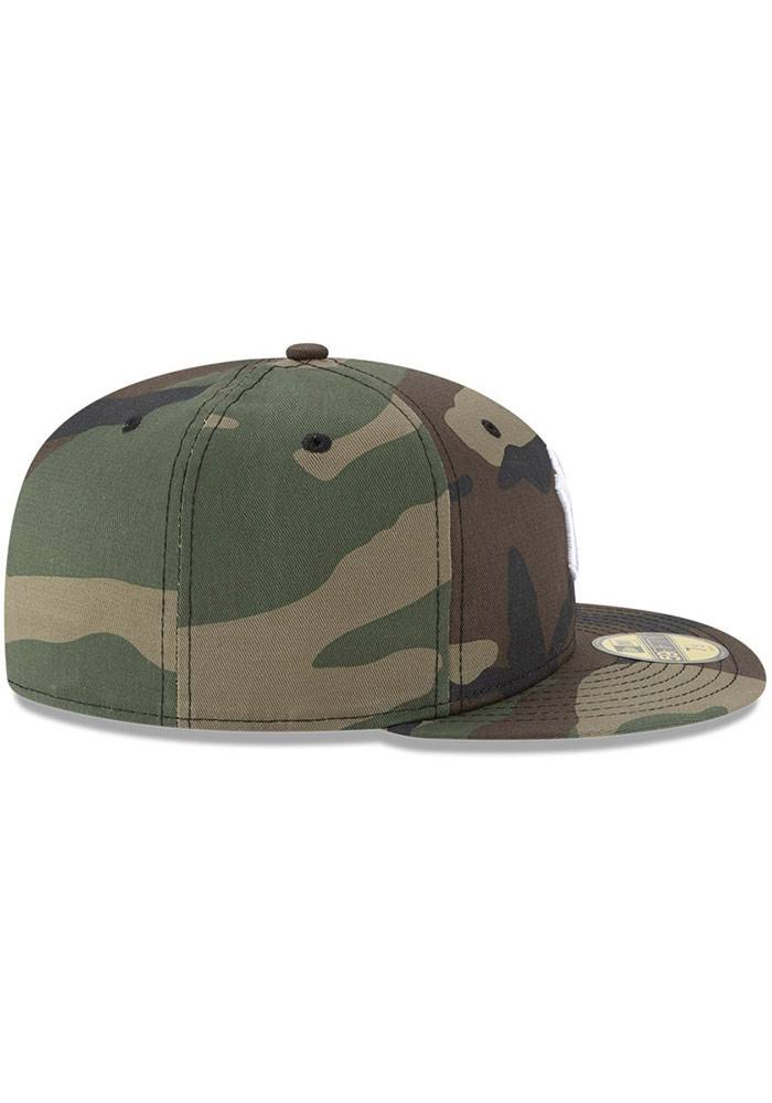 Camo Woodland Fitted Hat M334664